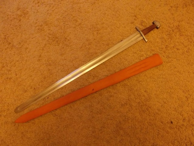 Простой и лёгкий способ сделать ножны для меча